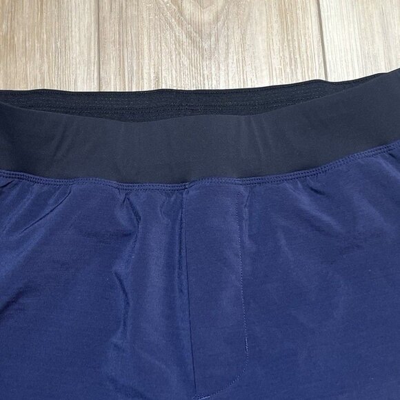 Fabletics Navy Lined Athletic Shorts Inseam 7” - Men L (?) - Picture 4 of 16